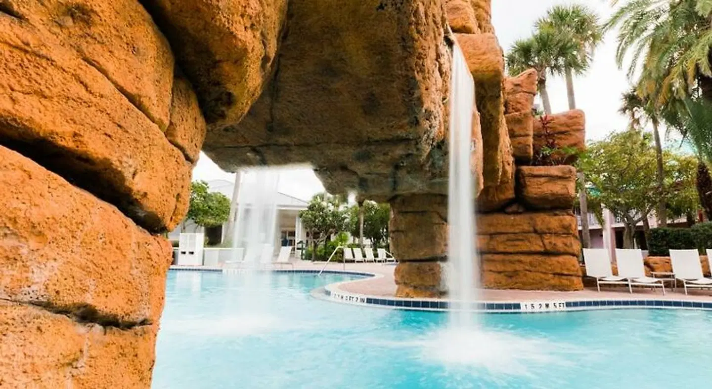 Radisson Resort at the Port OUTDOOR_POOL
