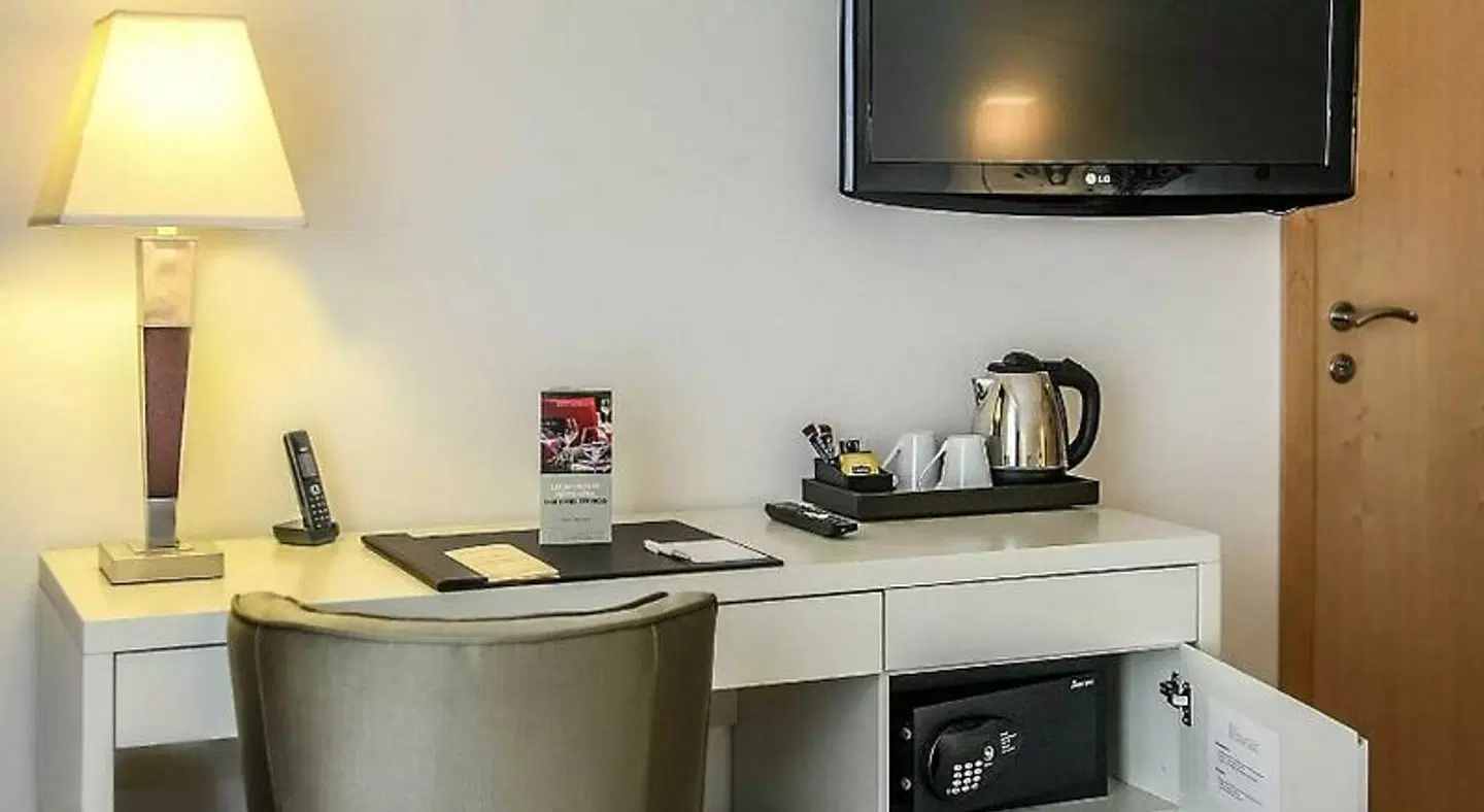 Montaigne & Spa ROOM_EXAMPLE