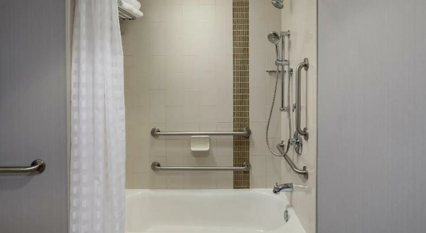 Hyatt Place Chicago Midway Airport Badezimmer