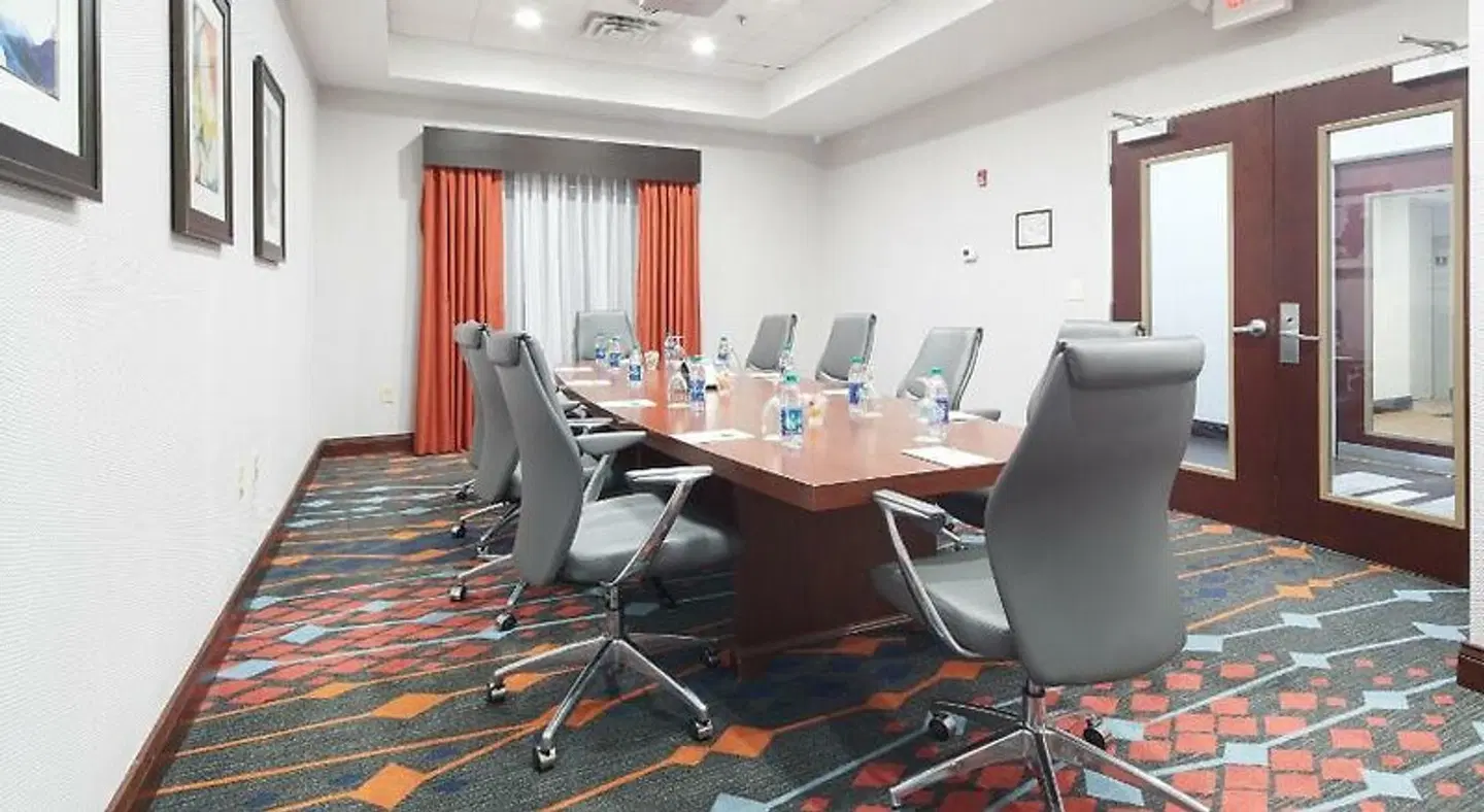 Holiday Inn & Suites Stockbridge/Atlanta I-75 by IHG Konferenz