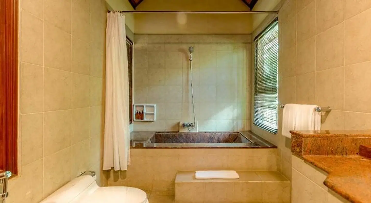 Sri Phala Resort & Villa Badezimmer