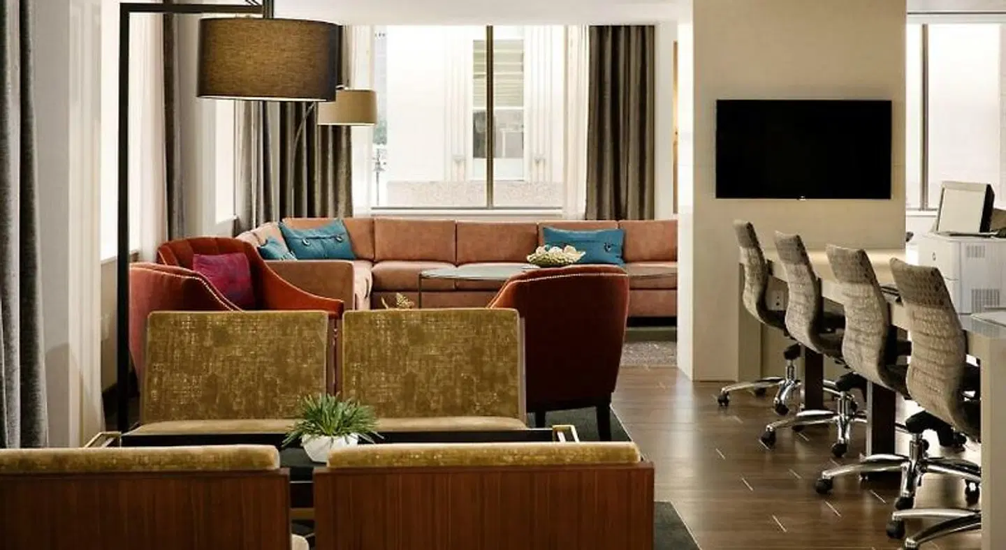 Hampton Inn & Suites Dallas Downtown LOUNGE_LOBBY