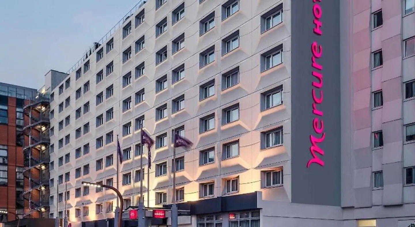 Mercure Paris Porte d'Orleans EXTERIOR
