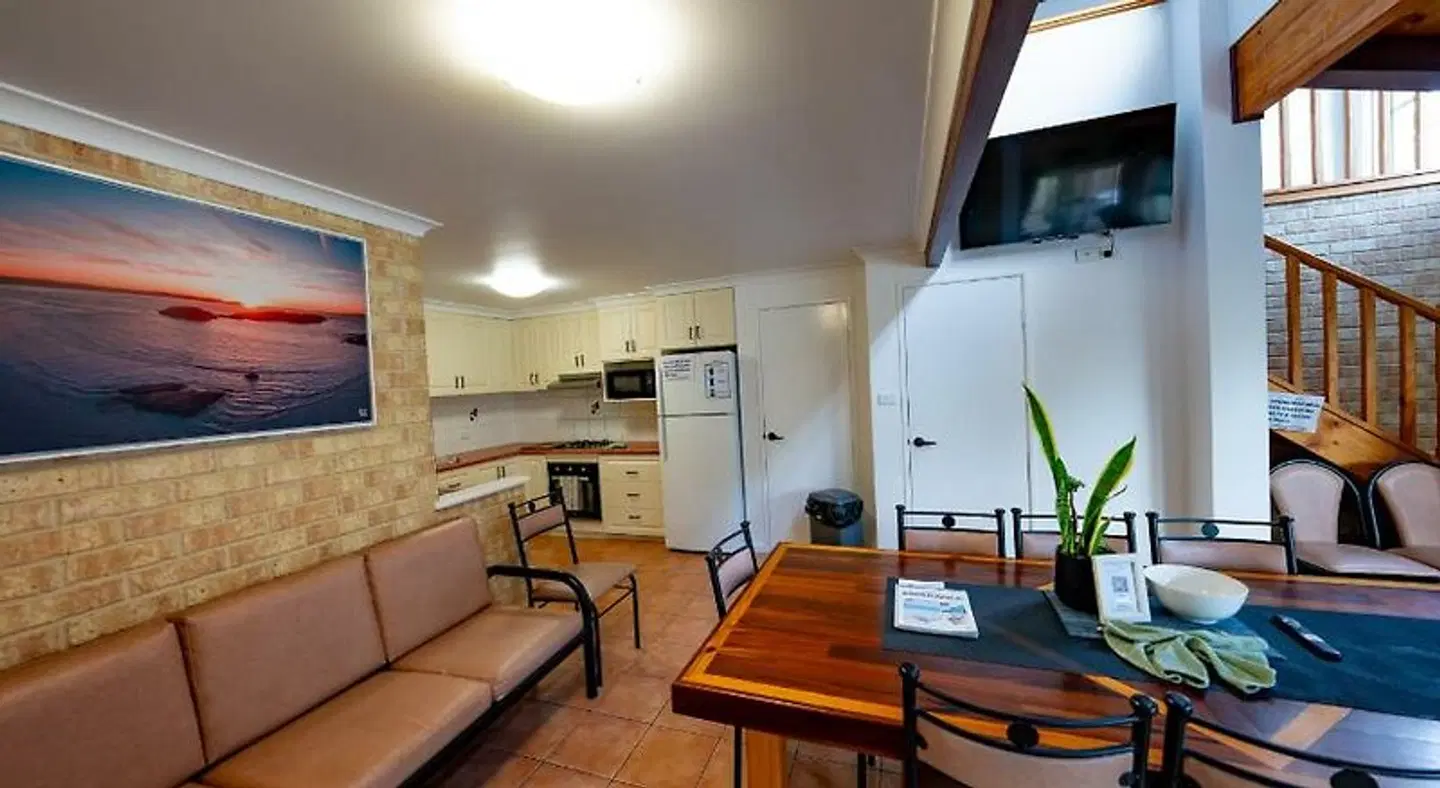 Yot Spot Apartments ROOM_EXAMPLE