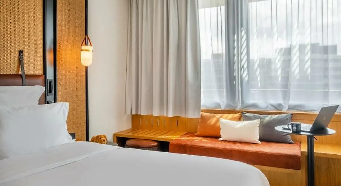FirstName Bordeaux ROOM_EXAMPLE