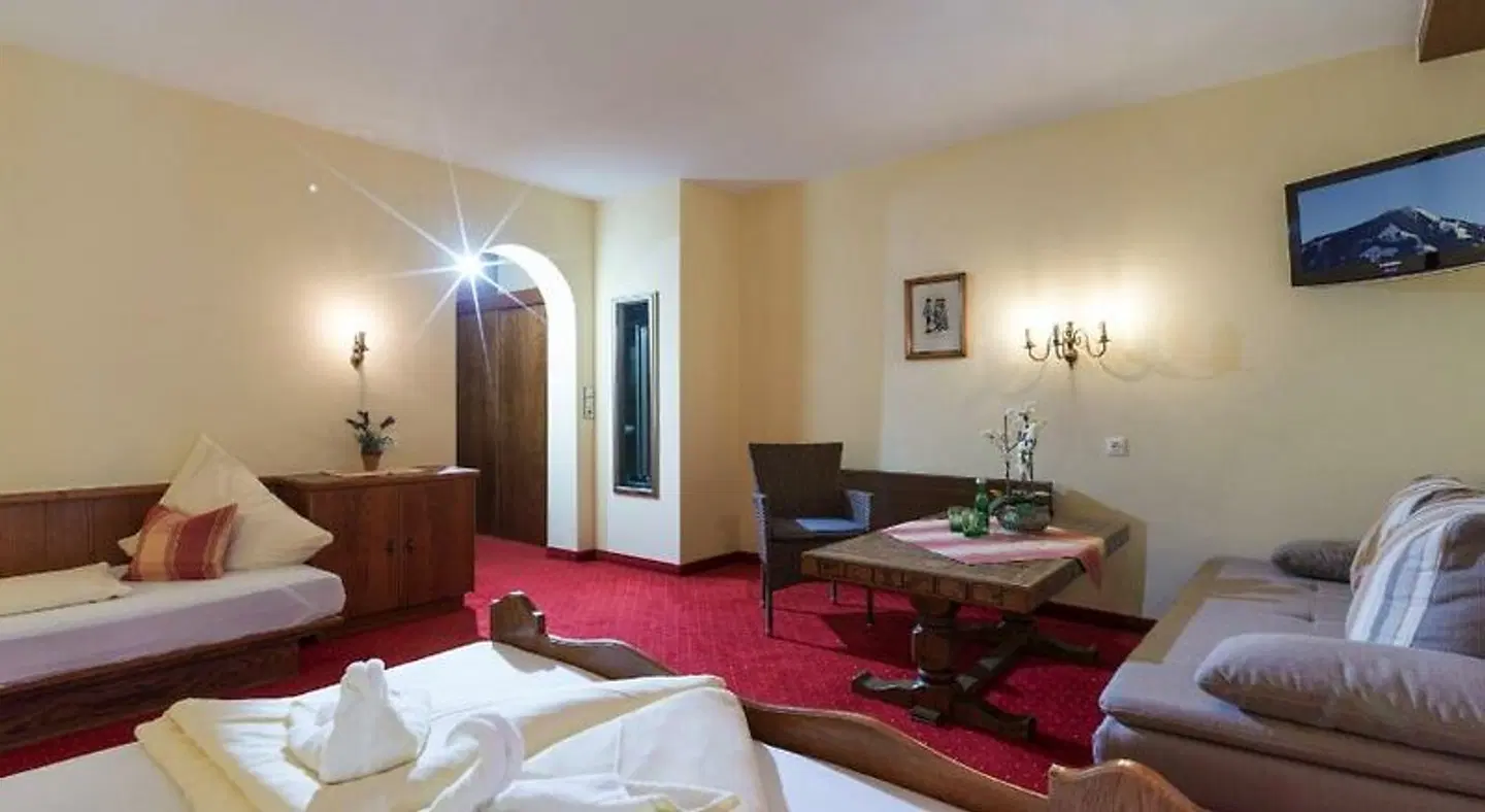 Elisabeth ROOM_EXAMPLE