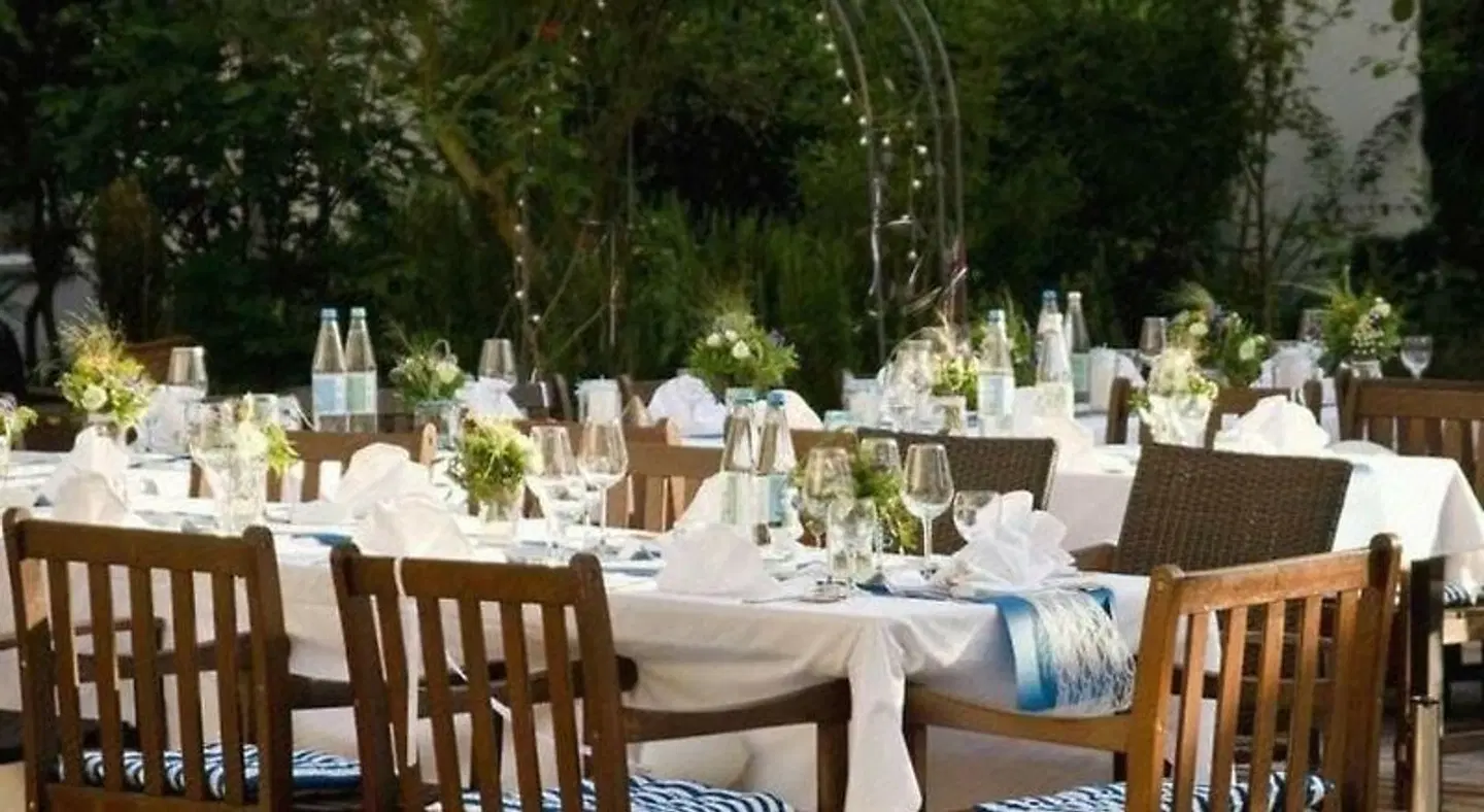 CAREA Schlosshotel Domäne Walberberg Restaurant