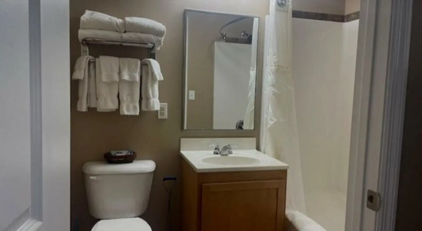 Bell's Extended Stay and Suites Badezimmer
