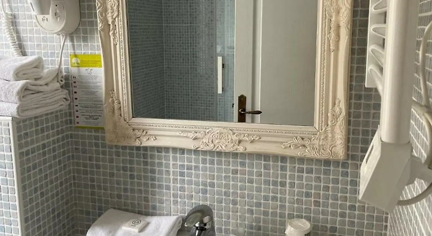 Ajoncs d'Or Badezimmer