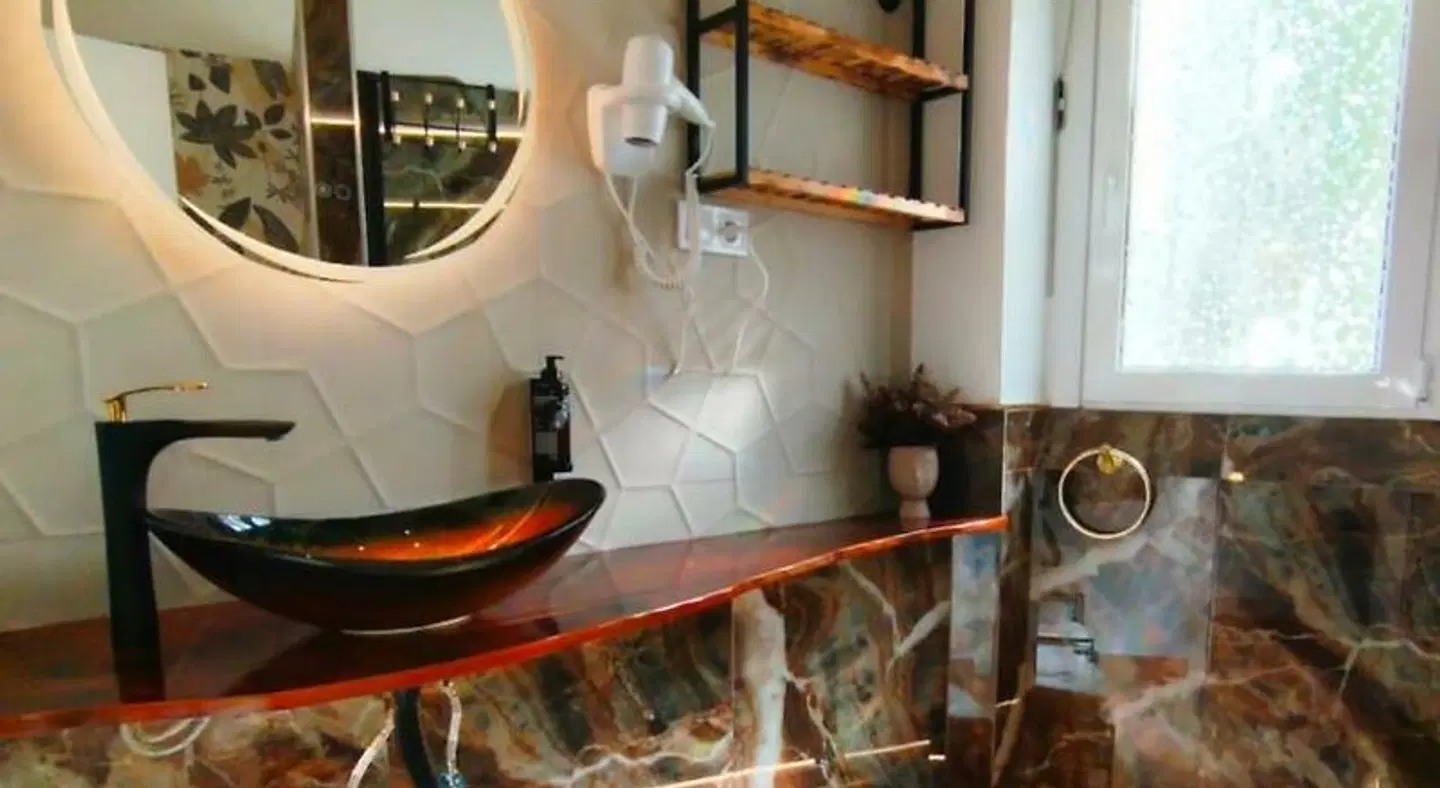Buendia Suites ROOM_EXAMPLE