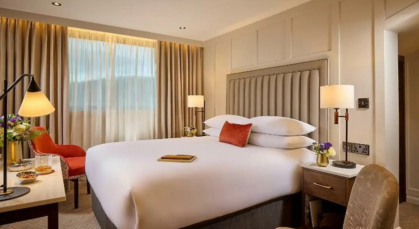 Castlecourt ROOM_EXAMPLE