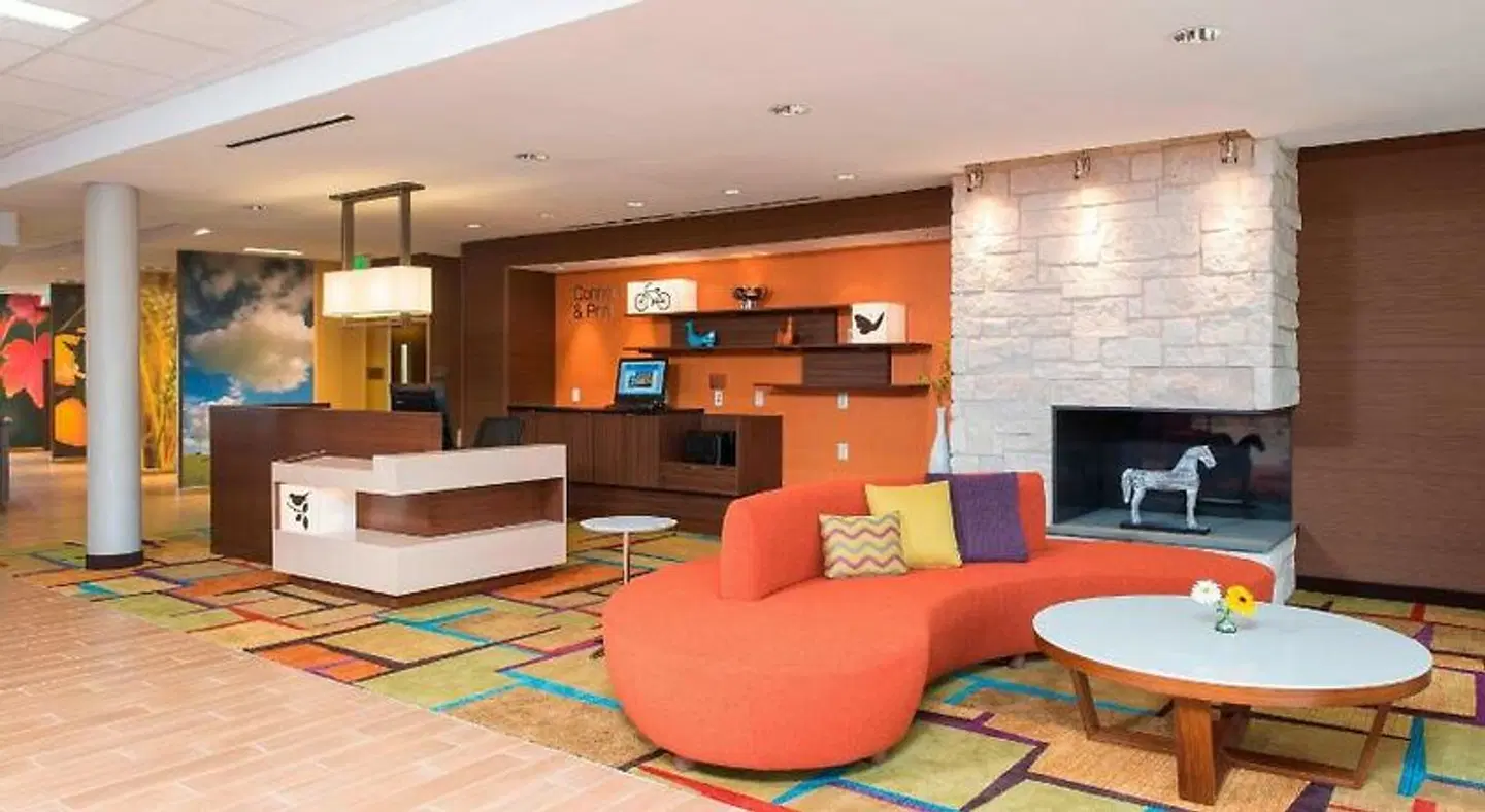 Fairfield by Marriott Inn & Suites Fredericksburg LOUNGE_LOBBY