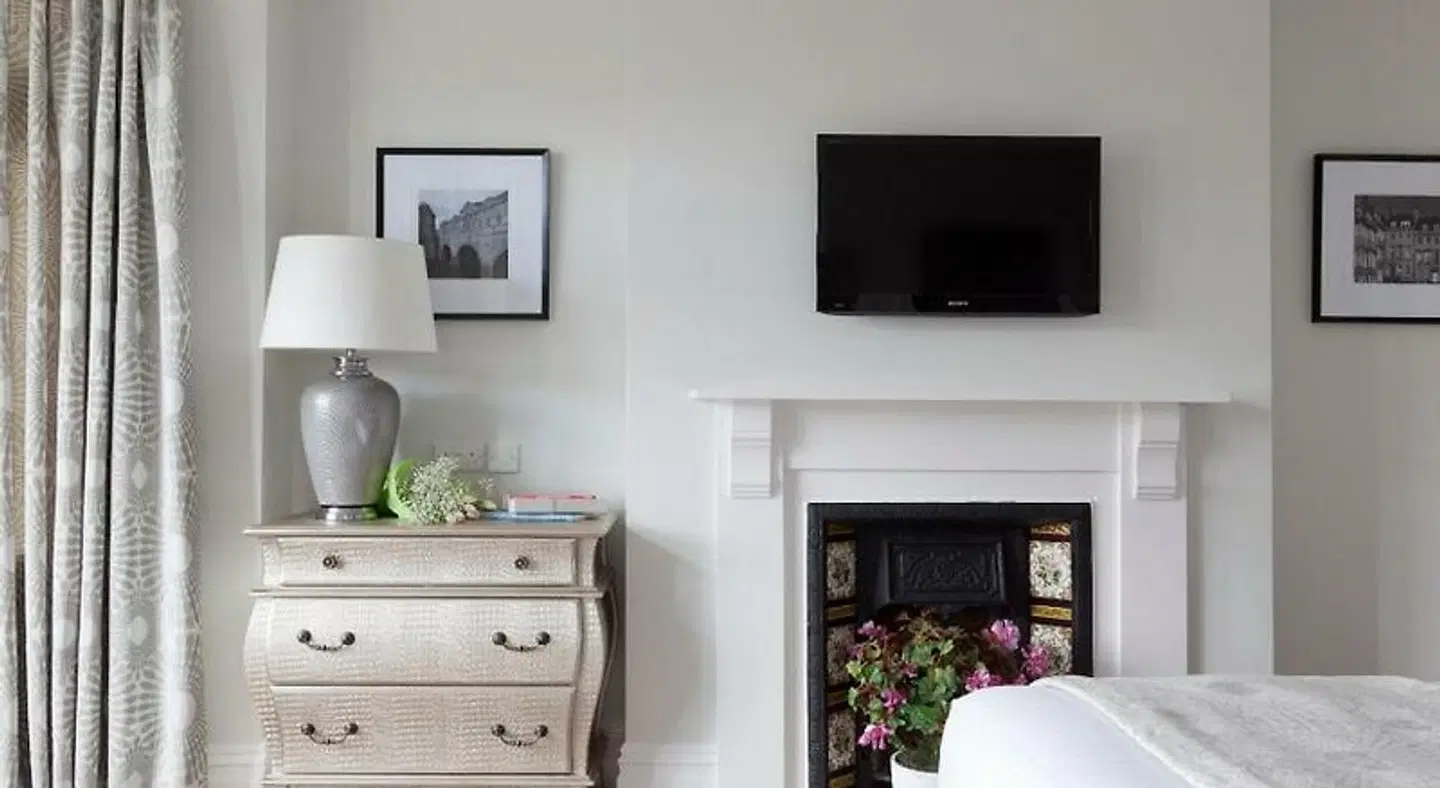 Crescent Guest House ROOM_EXAMPLE