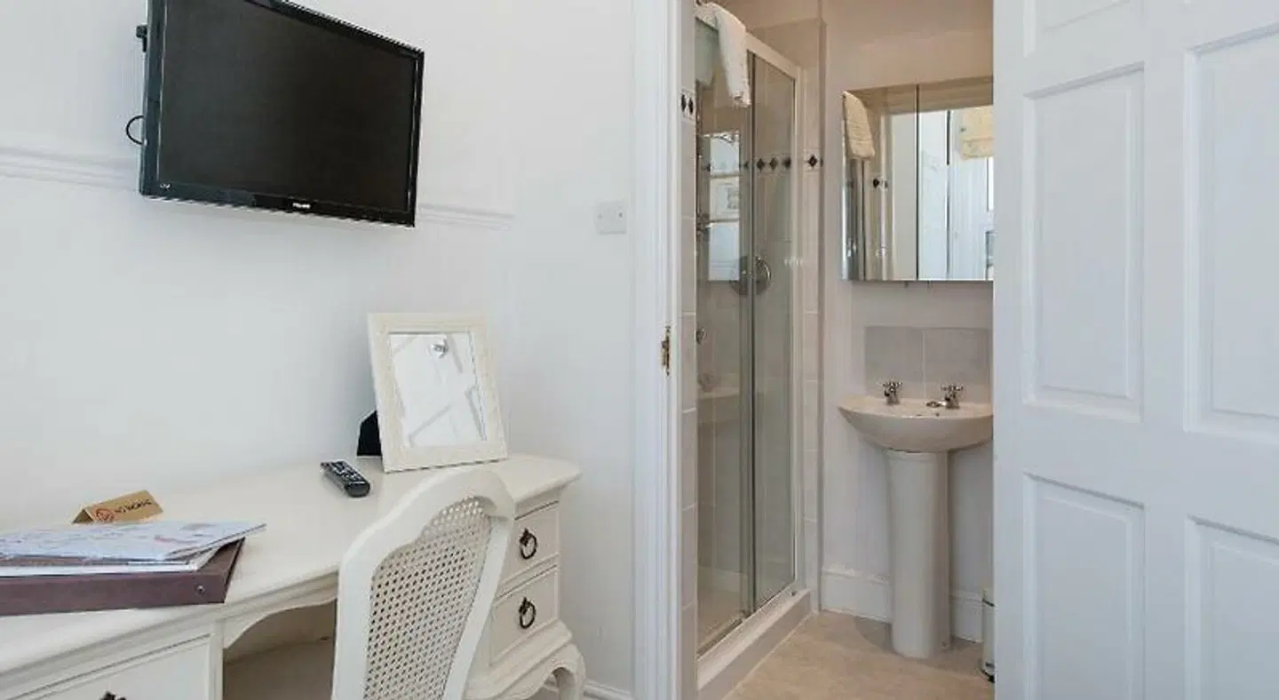 Apple Tree Guest House Badezimmer