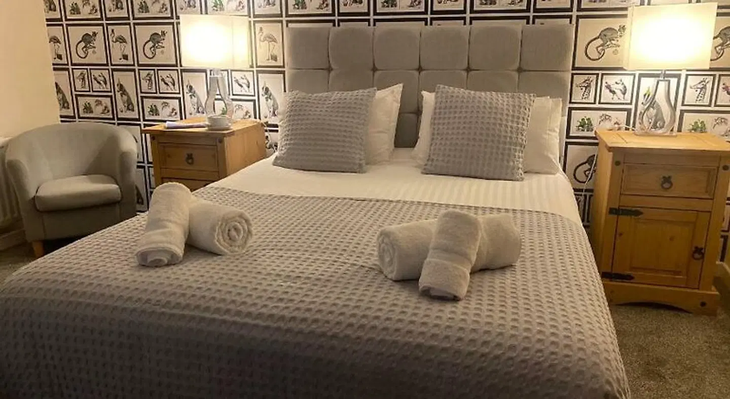 The Oaks Hotel ROOM_EXAMPLE