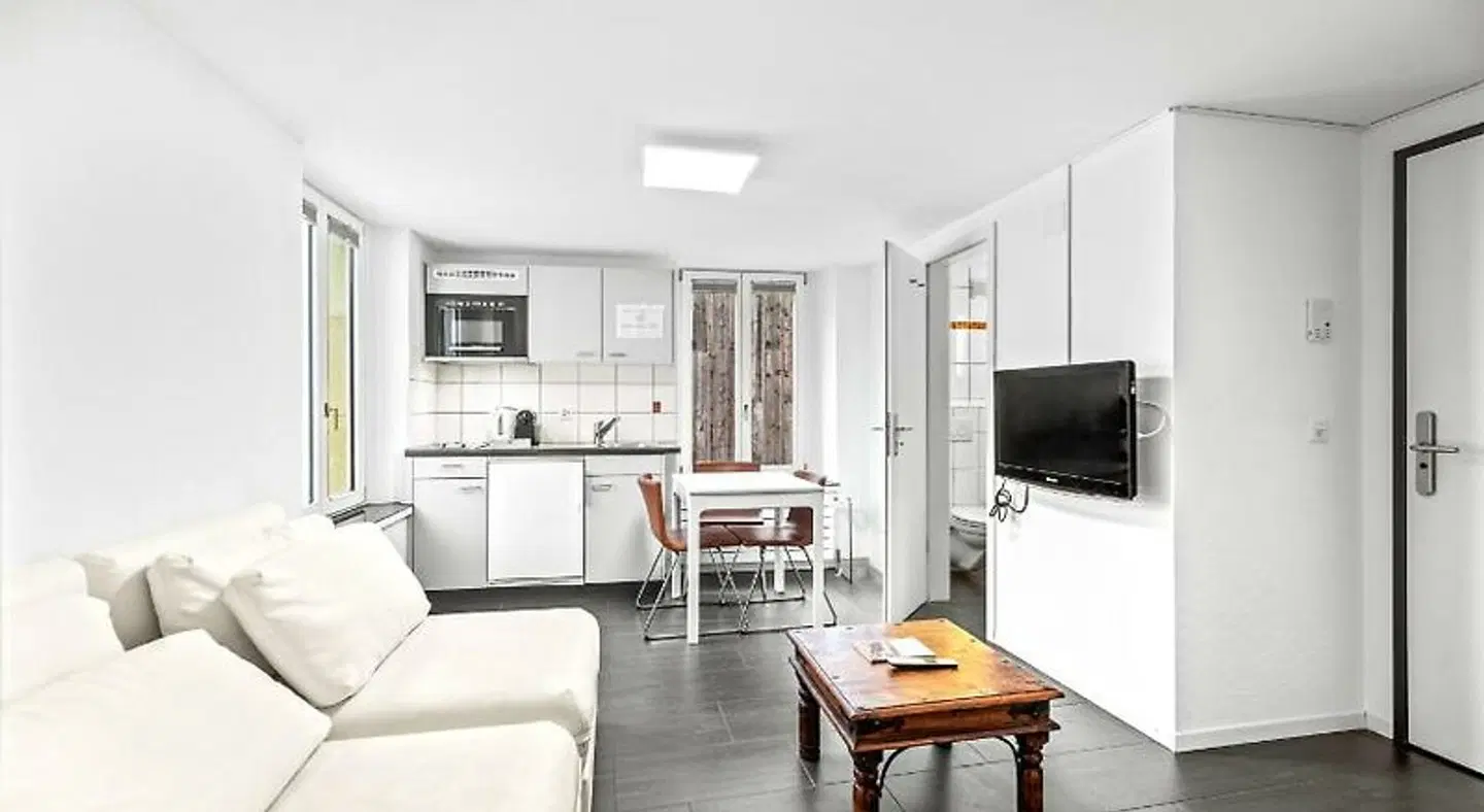 Hine Adon ROOM_EXAMPLE