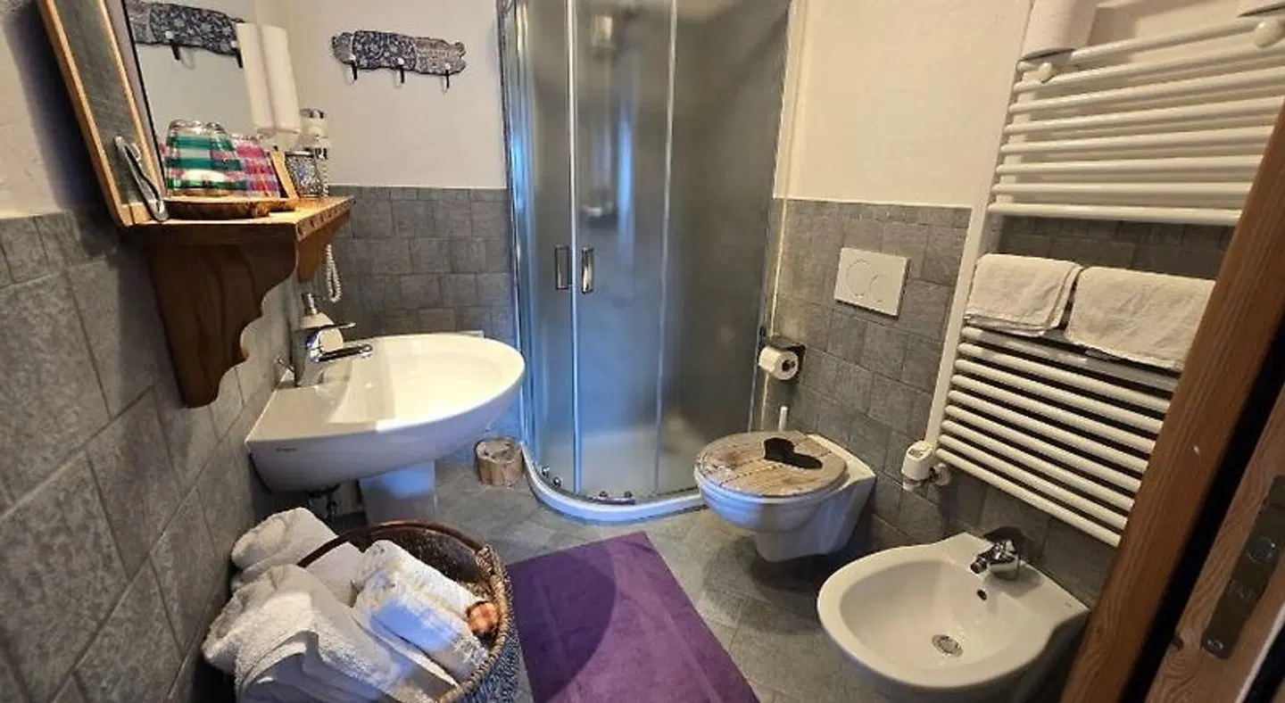 Maison Du-Noyer Badezimmer