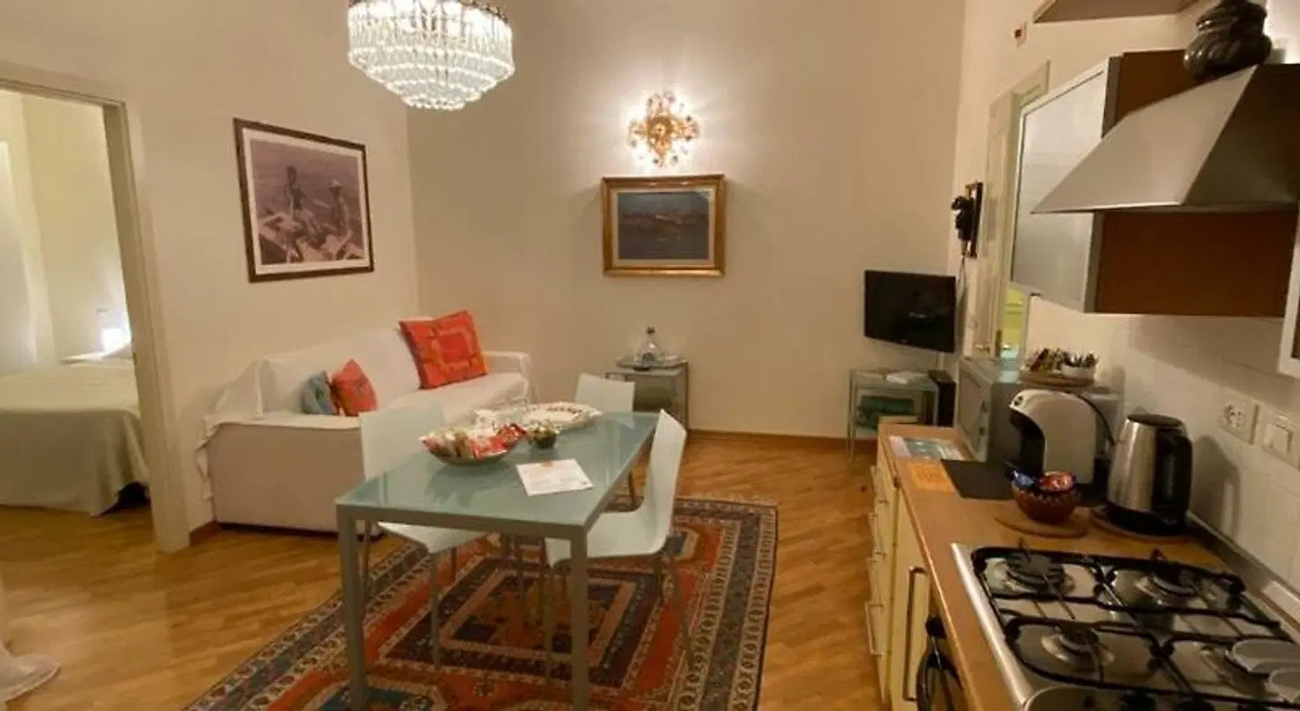 La Reunion ROOM_EXAMPLE