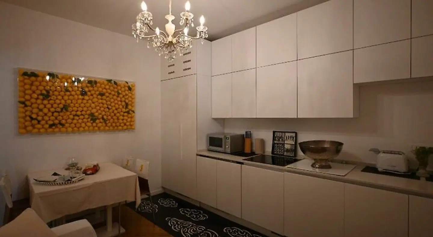 La Reunion ROOM_EXAMPLE
