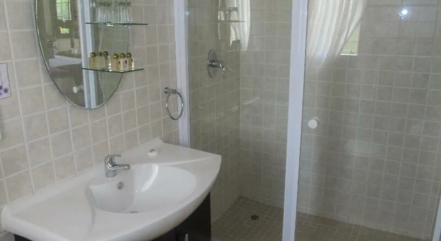 Boubou Bed and Breakfast Badezimmer