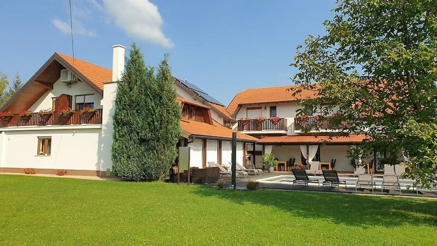 House Tina EXTERIOR