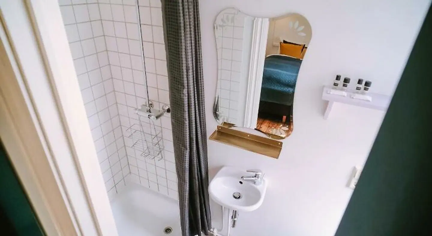 Hotel Aldan Badezimmer