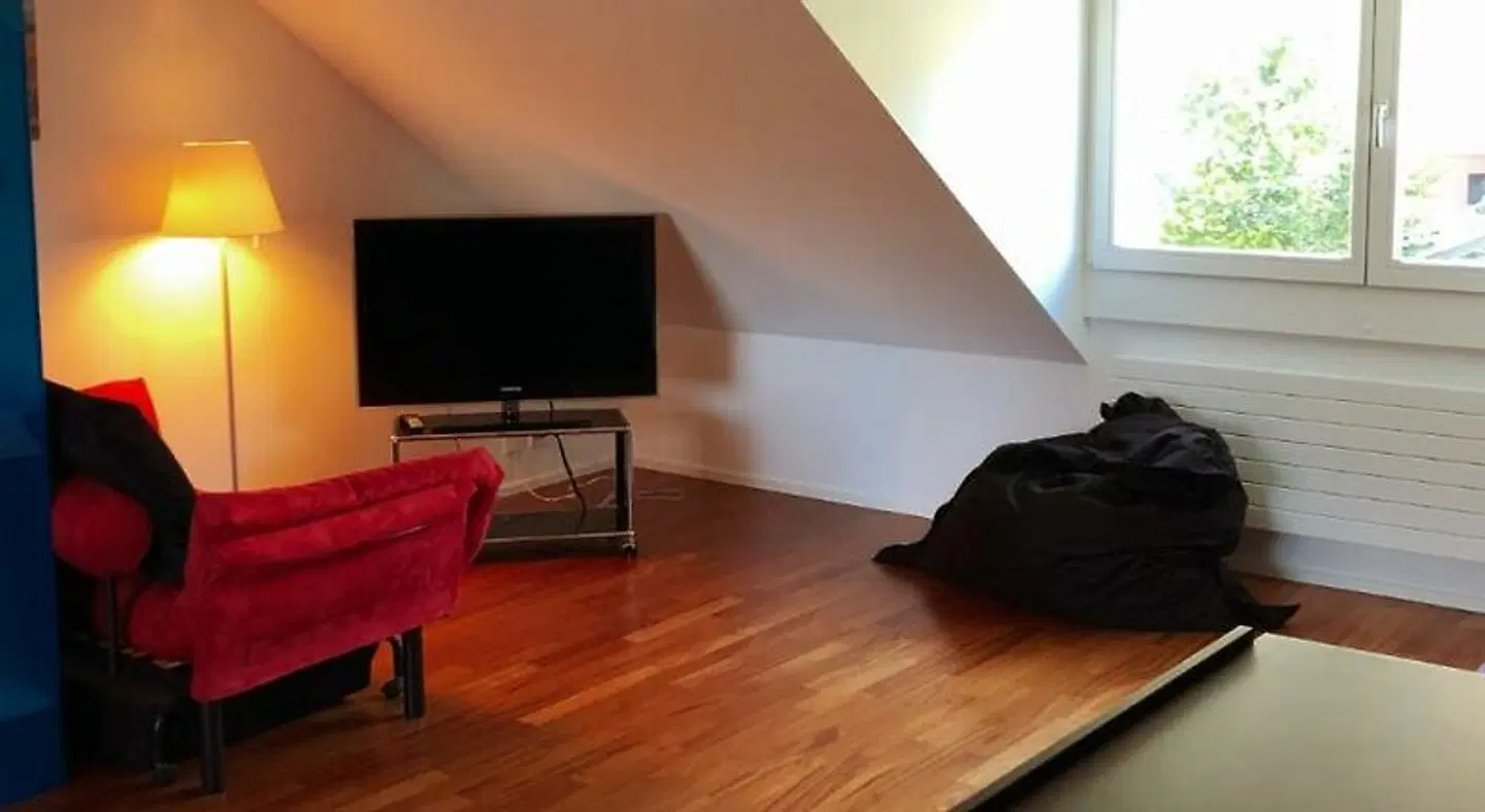 Tomsi ROOM_EXAMPLE