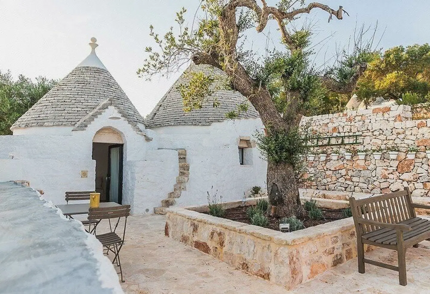 Borgo Canonica EXTERIOR