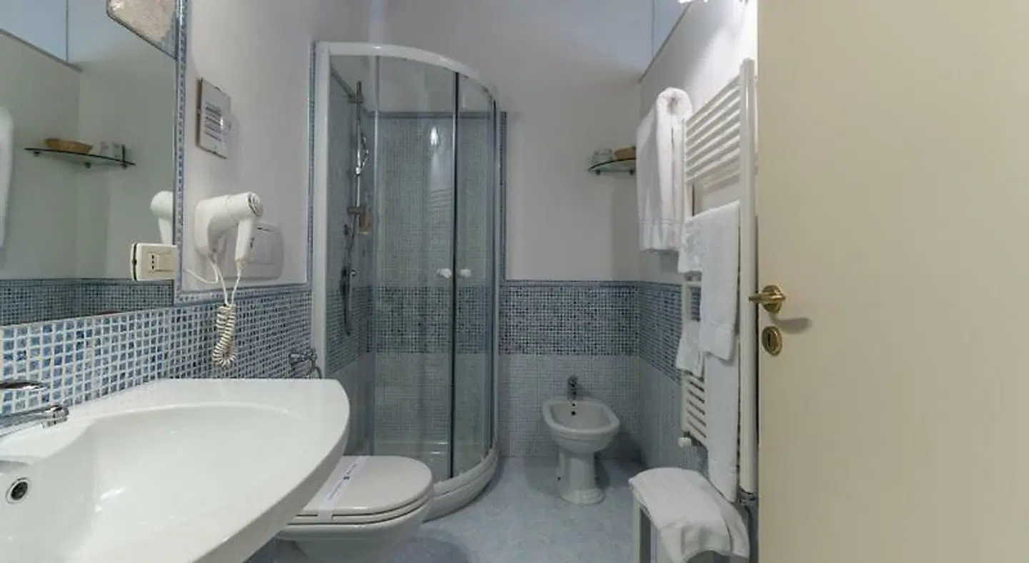 Hotel La Terra Badezimmer