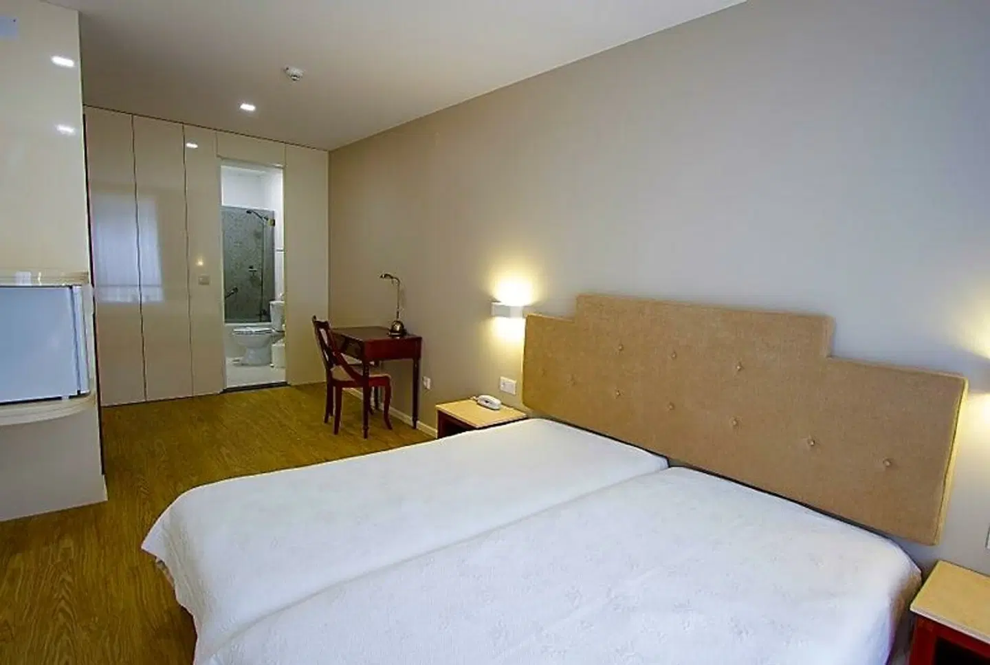 Avenida ROOM_EXAMPLE