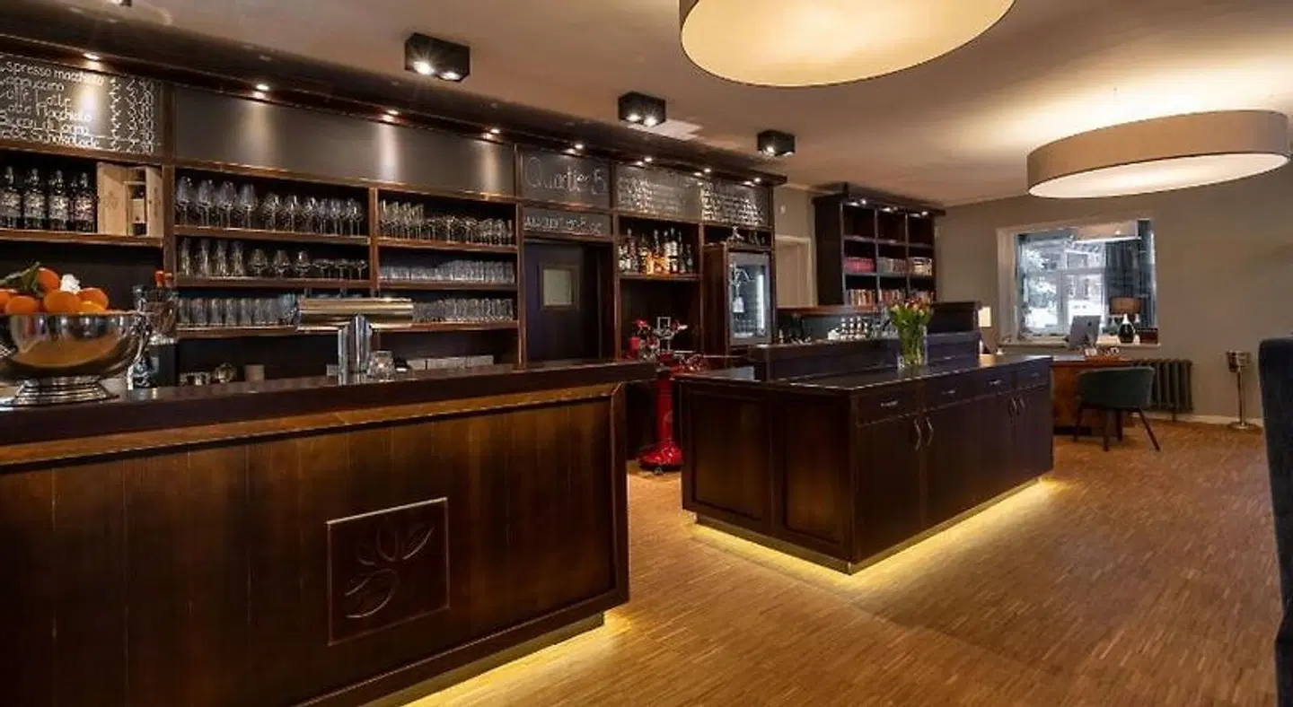 QUARTIER 5 Bar