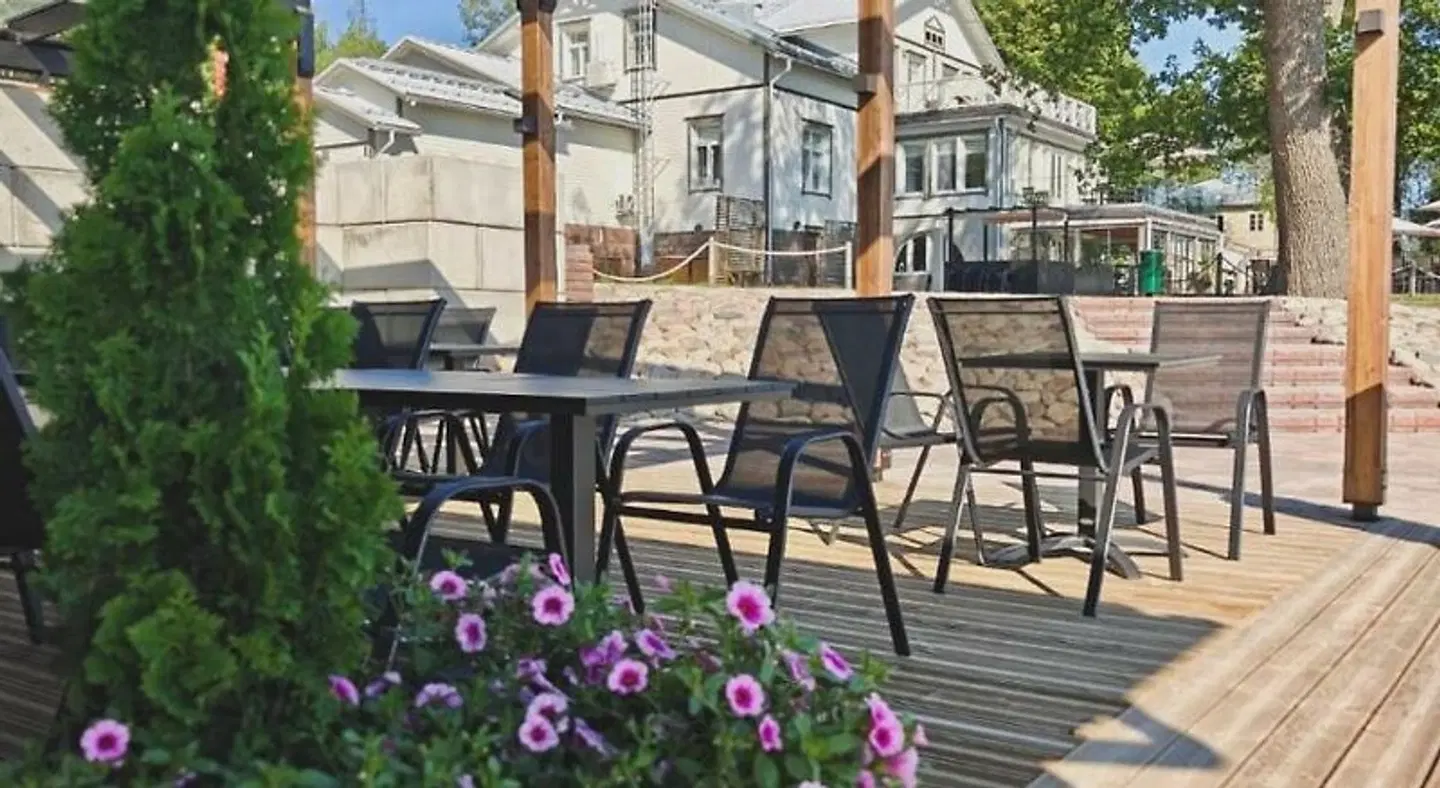 Hotel Radalla Terrasse