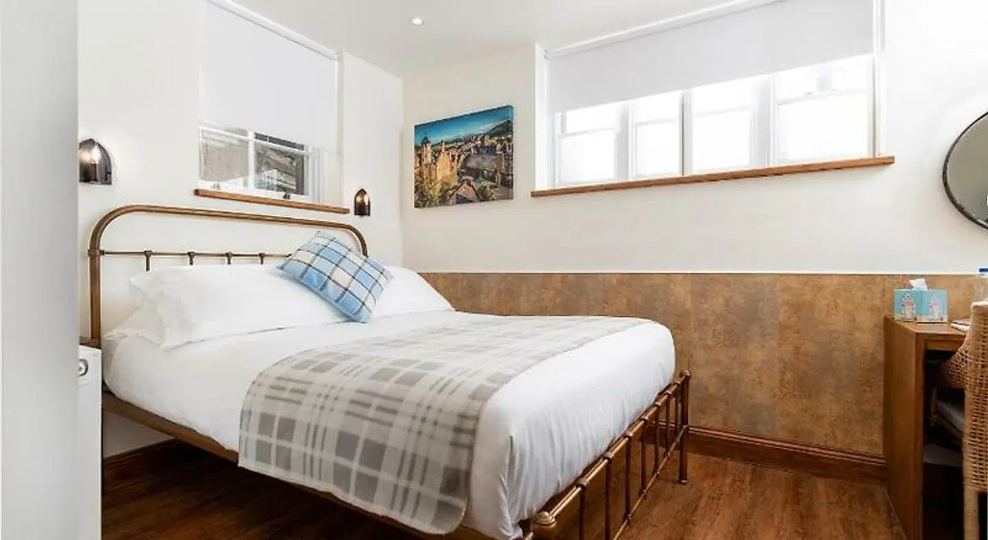 Gwynfryn ROOM_EXAMPLE