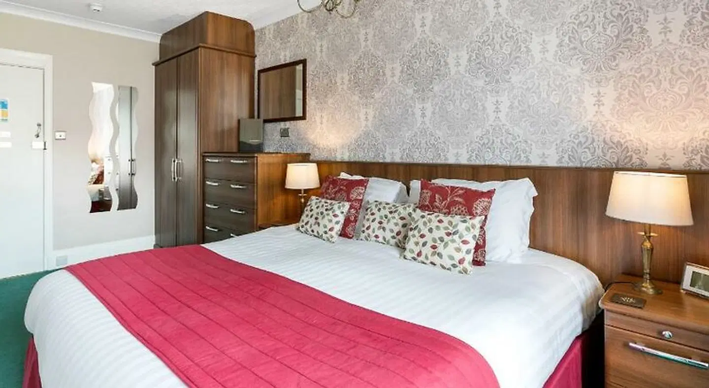 The Mount Edgcombe ROOM_EXAMPLE