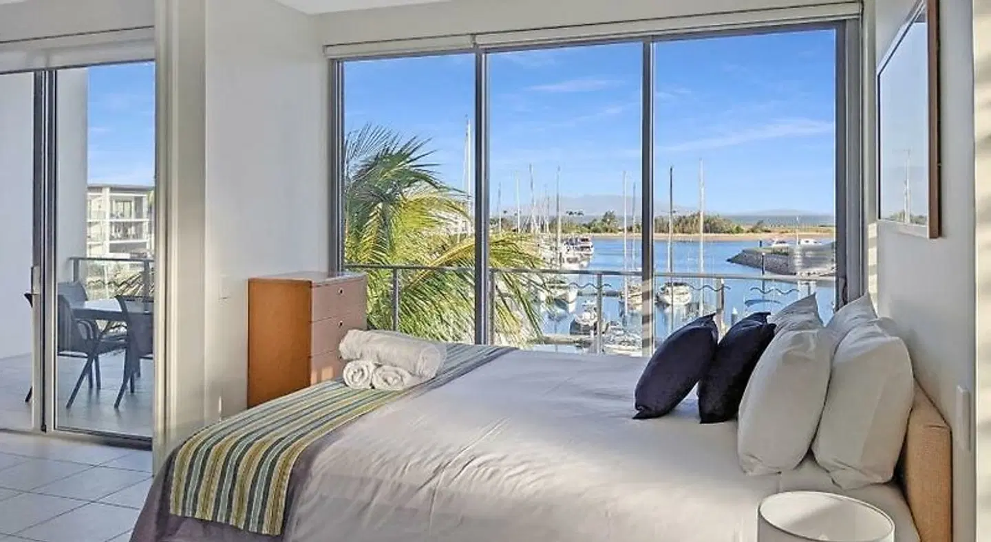 Blue on Blue Apartments ROOM_EXAMPLE