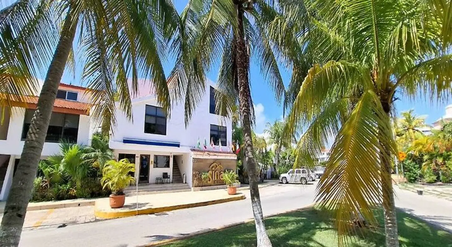Sina Suites EXTERIOR