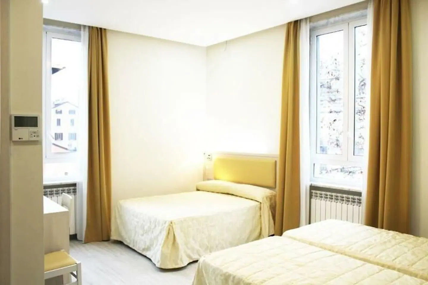Hotel Metropoli ROOM_EXAMPLE