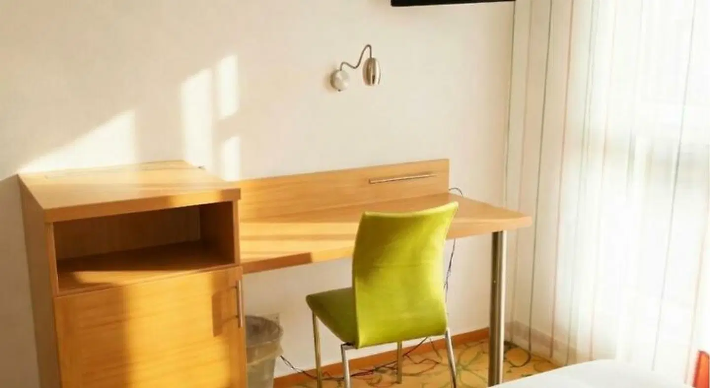 Aviva ROOM_EXAMPLE