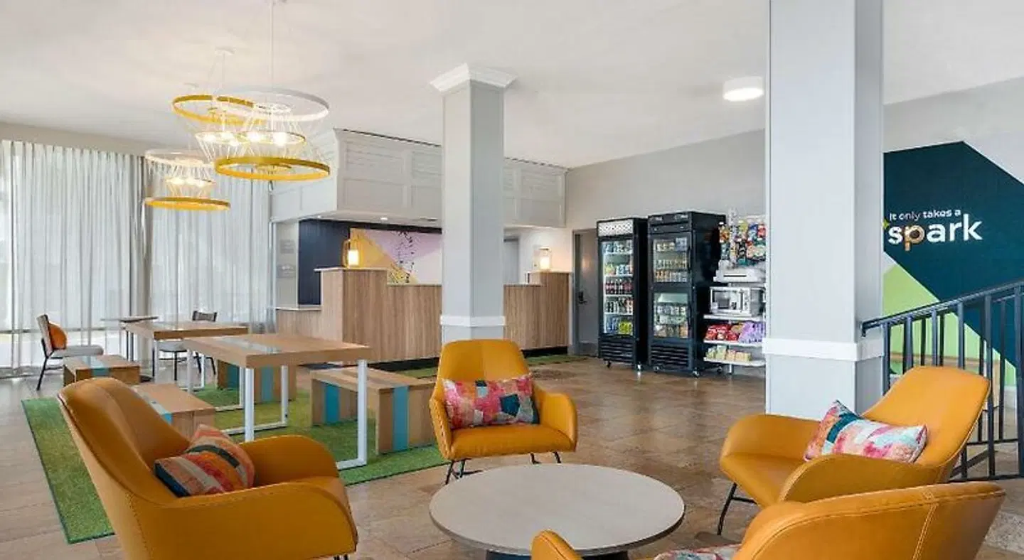 Spark by Hilton Ormond Beach Oceanfront LOUNGE_LOBBY
