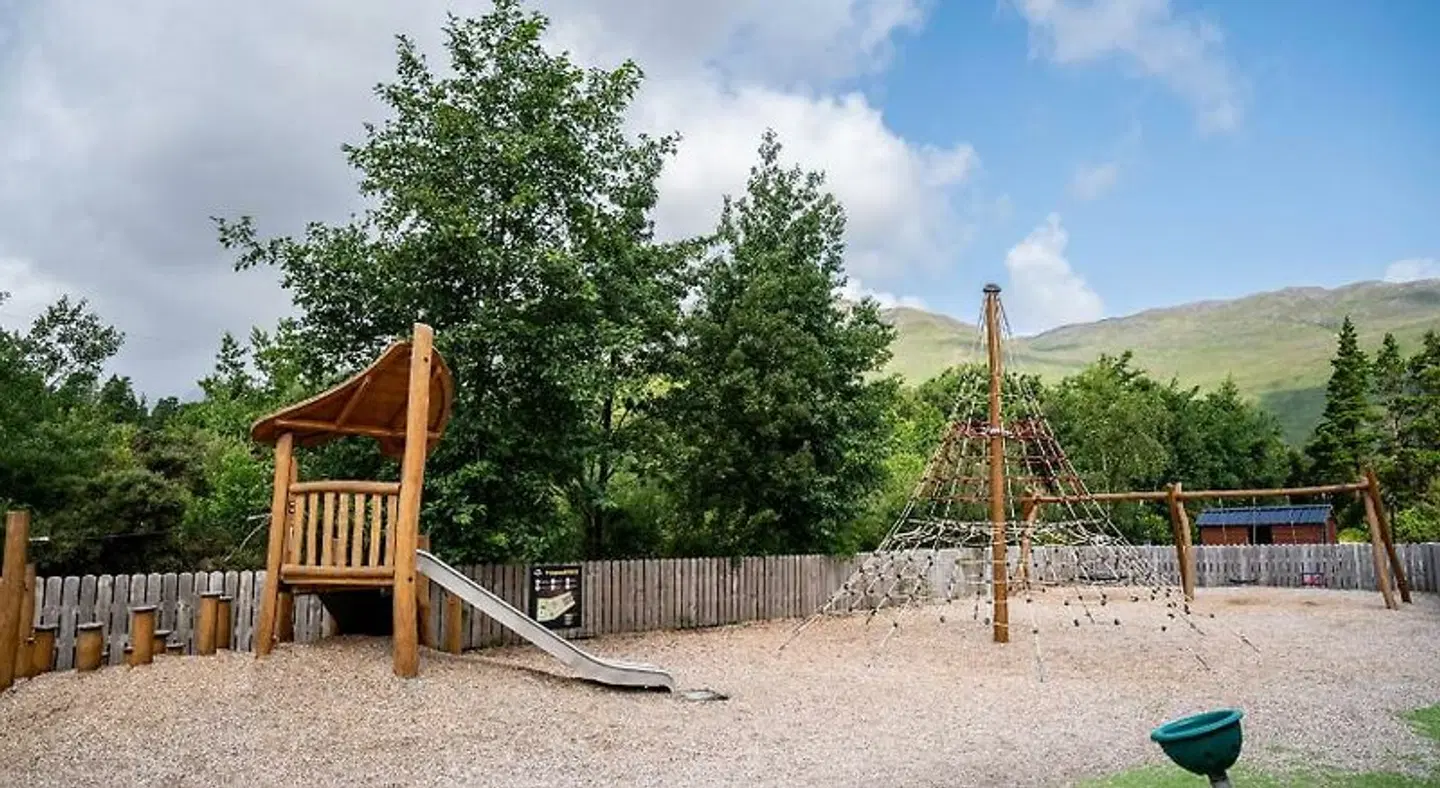 Delphi Resort LANDSCAPE