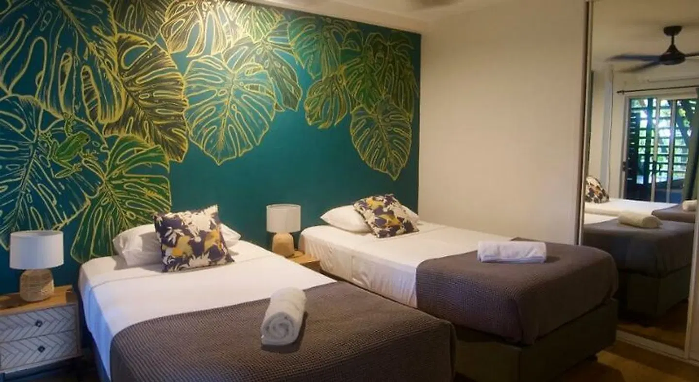 The Palms At Palm Cove ROOM_EXAMPLE