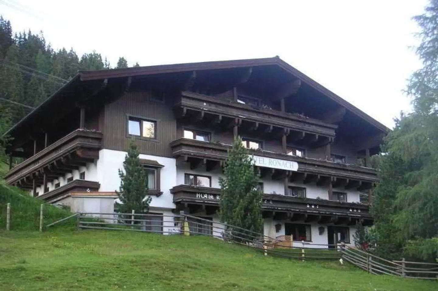 Berghotel Ronach EXTERIOR