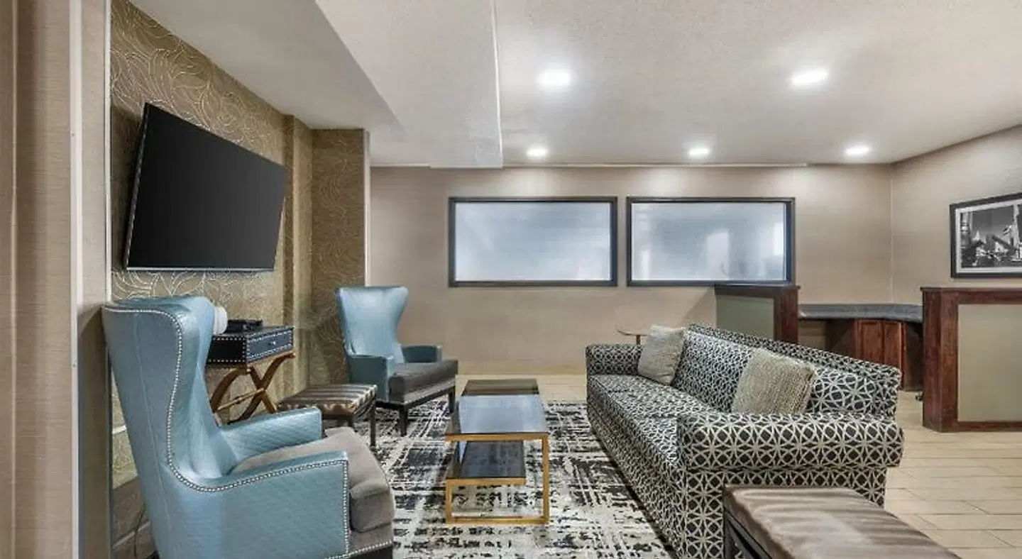 Best Western Des Plaines Inn LOUNGE_LOBBY