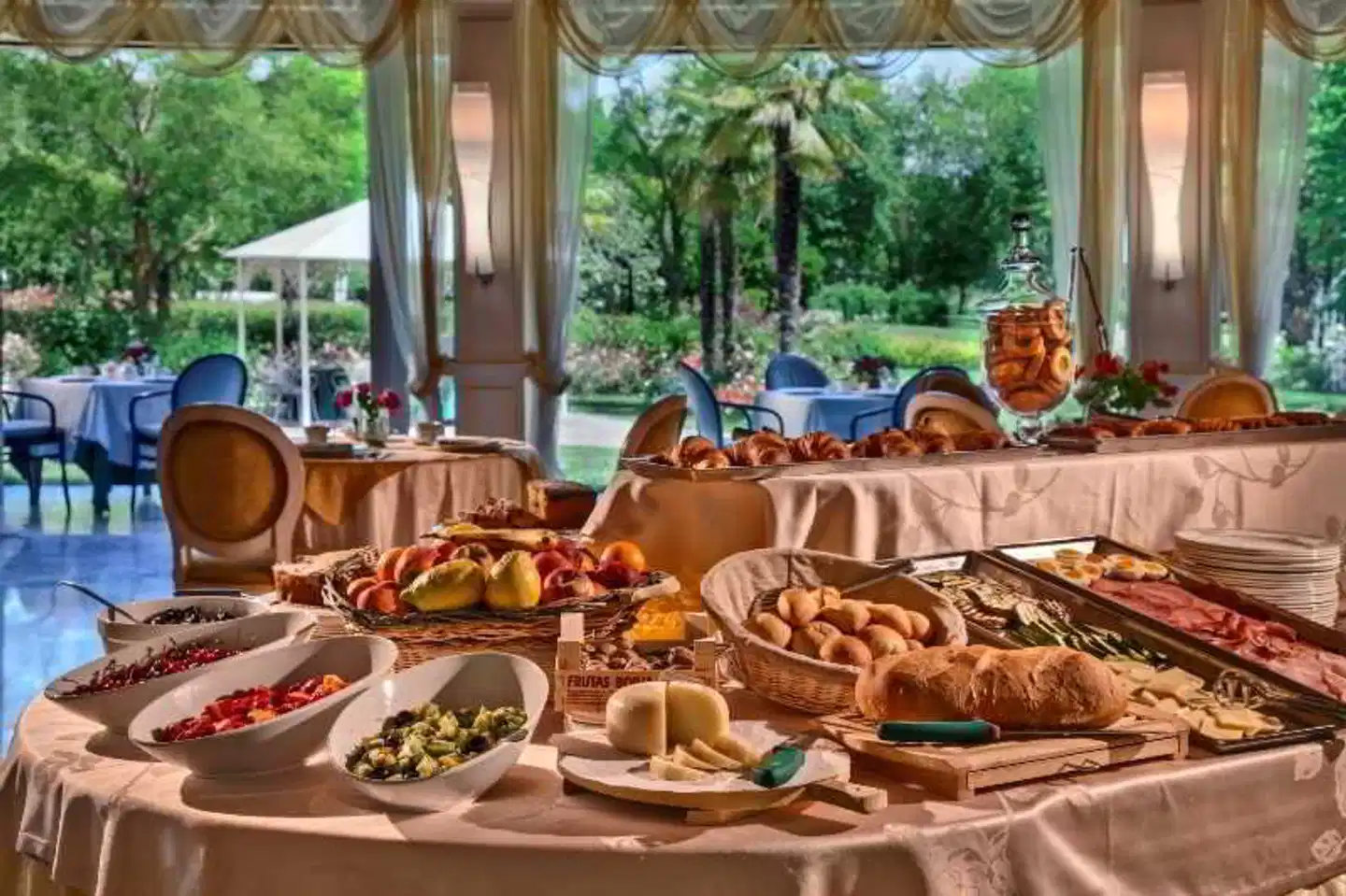 Park Hotel Junior Restaurant