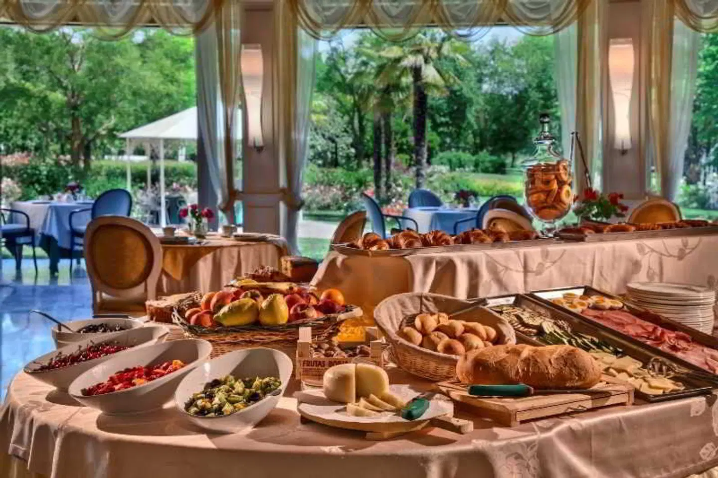 Park Hotel Junior Restaurant