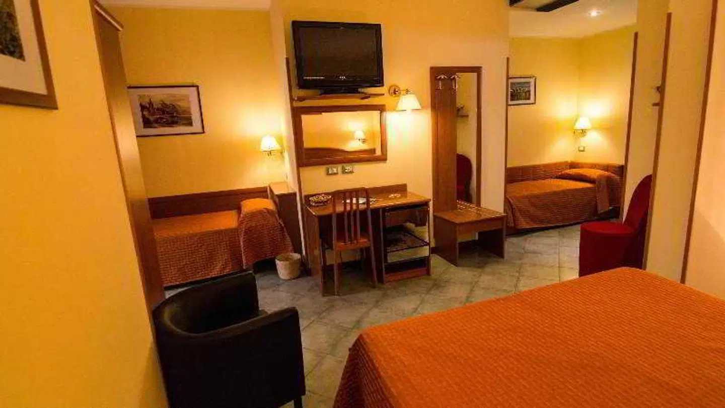 degli Amici ROOM_EXAMPLE