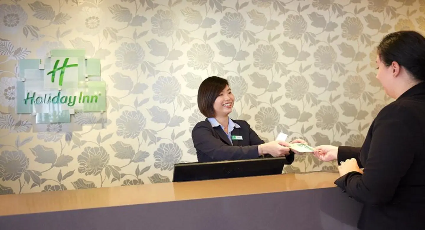 Holiday Inn Parramatta PEOPLE