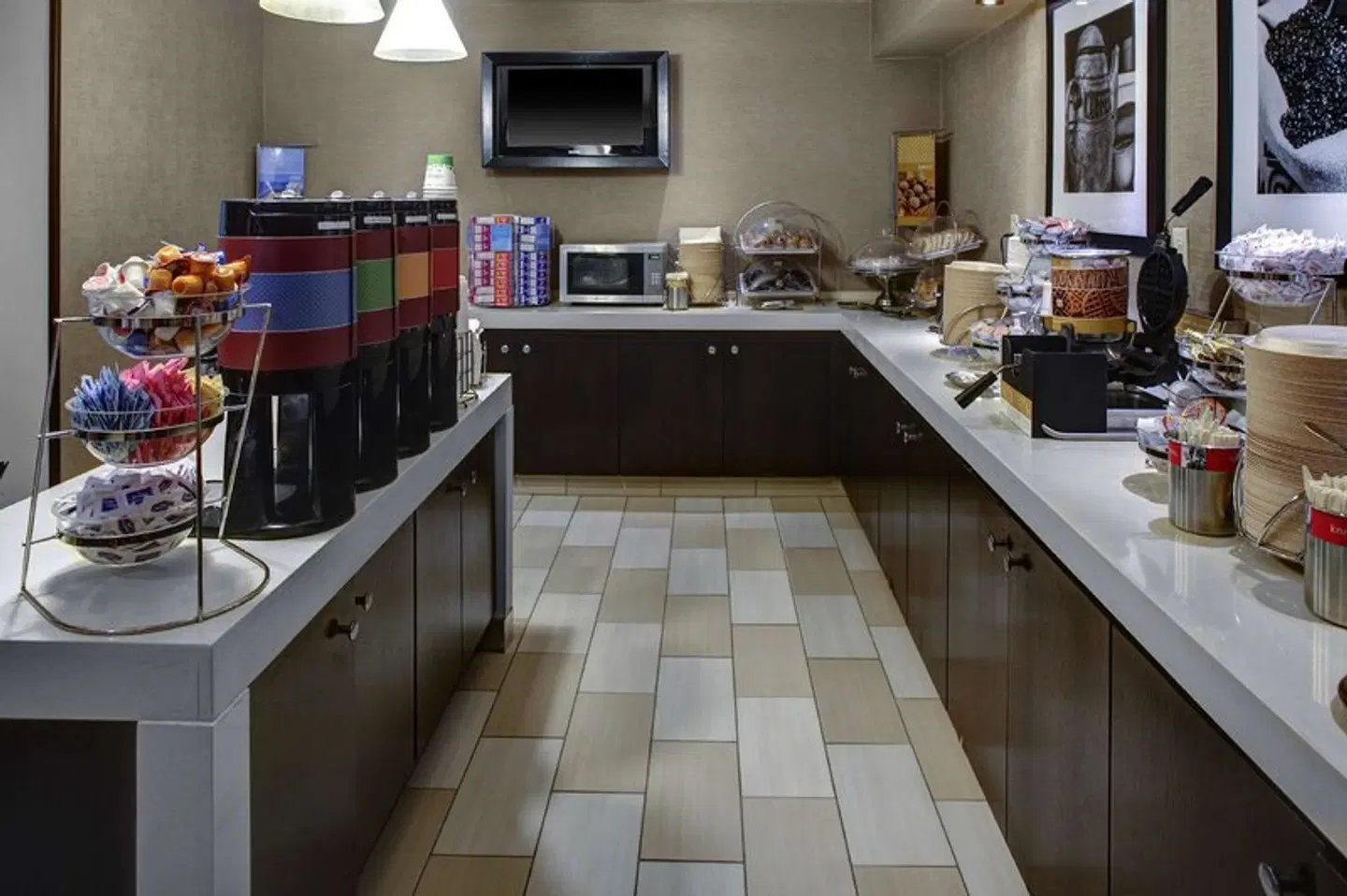 Hampton Inn & Suites N. Ft. Worth-Alliance Airport Bar