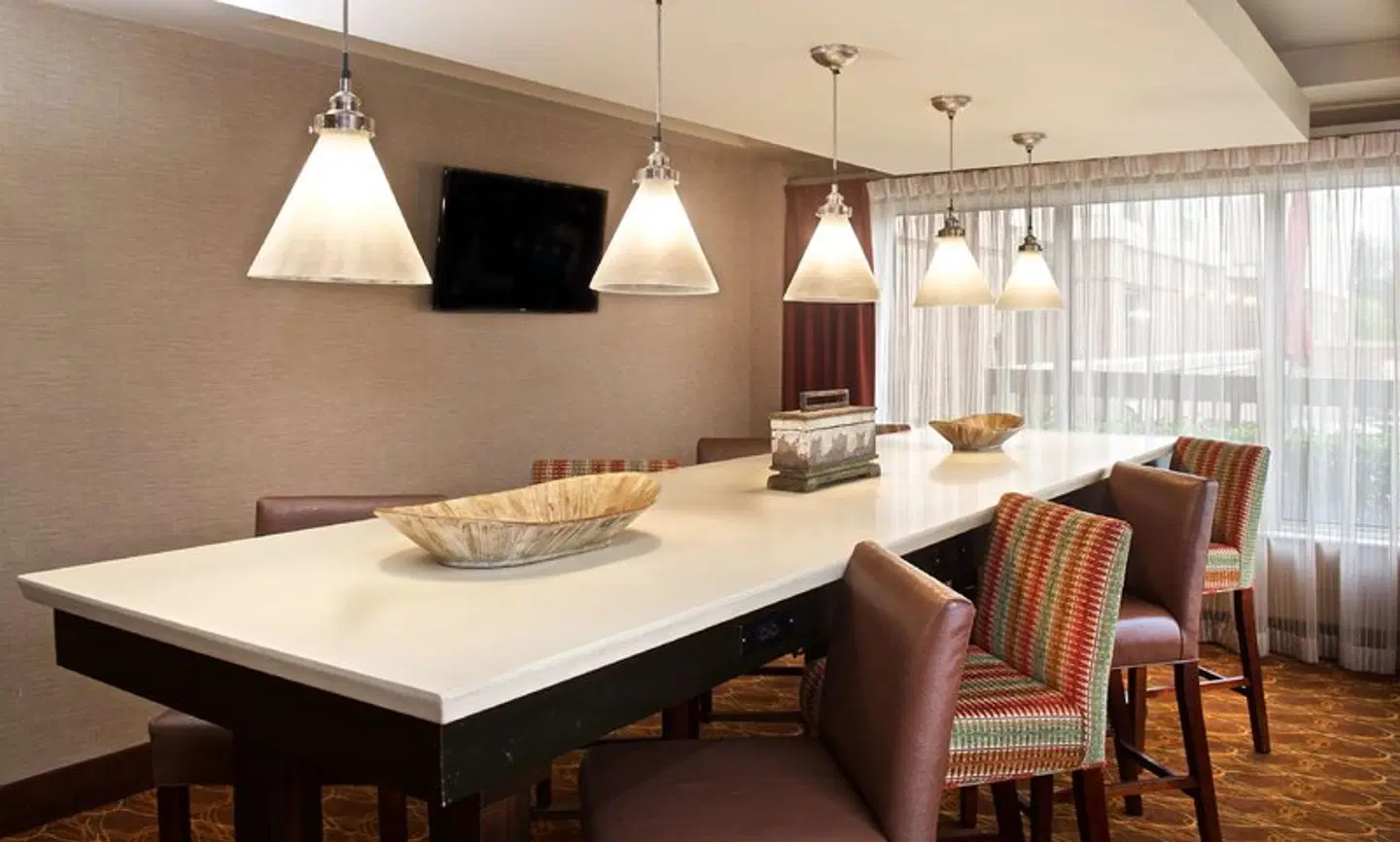 Hampton Inn & Suites N. Ft. Worth-Alliance Airport ROOM_EXAMPLE