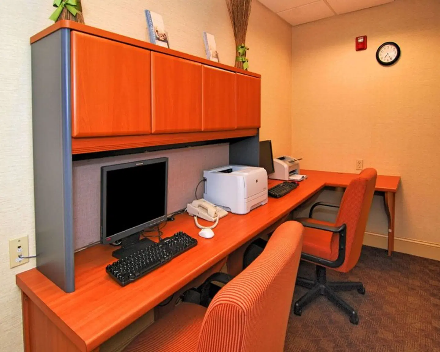 Hampton Inn & Suites Mountain View ROOM_EXAMPLE